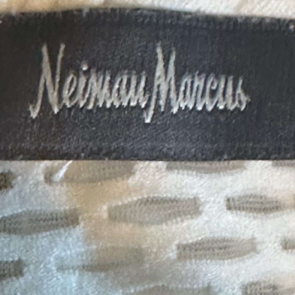 Solid White, Neiman Marcus Polyester Belted Eyele… - image 6